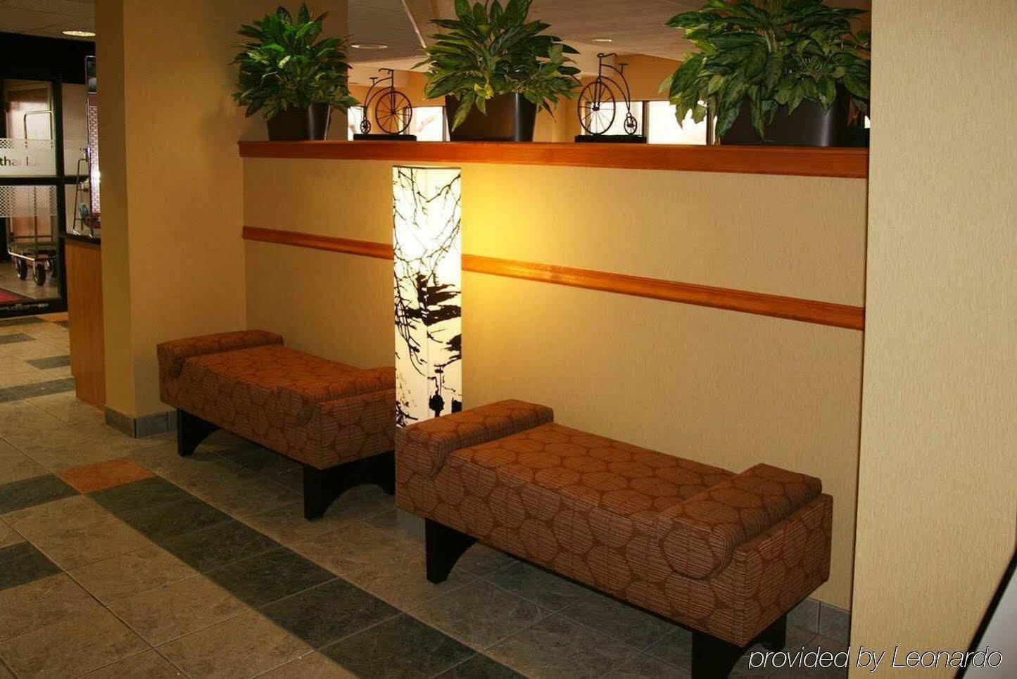 Hampton Inn Milwaukee Northwest Zewnętrze zdjęcie